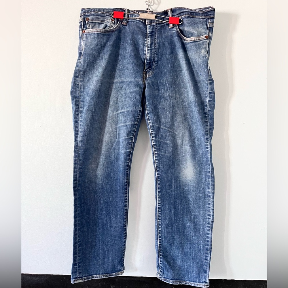 Levi's 541 Athletic Taper Jeans- See Measurements